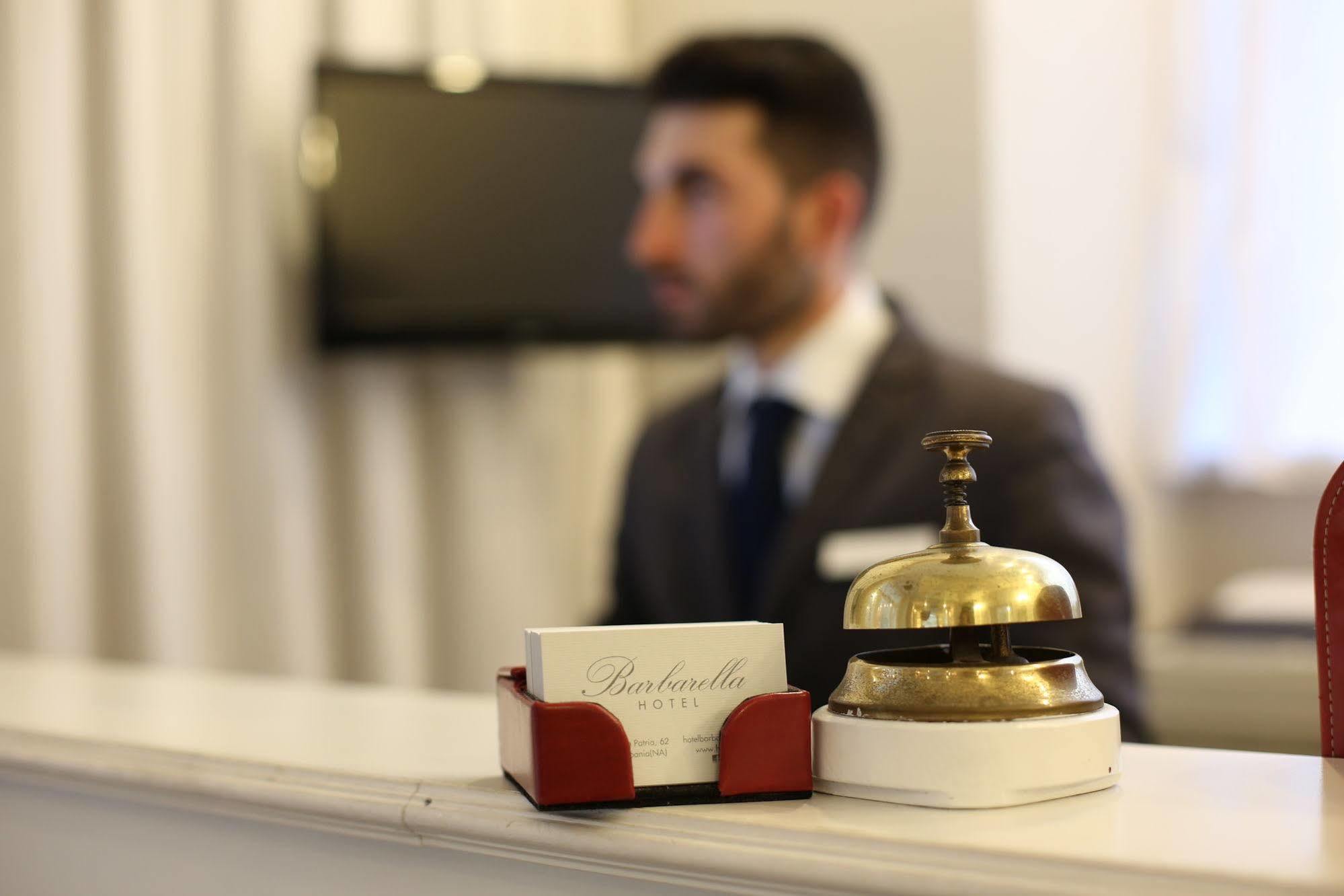 Hotel Barbarella Giugliano In Campania Buitenkant foto